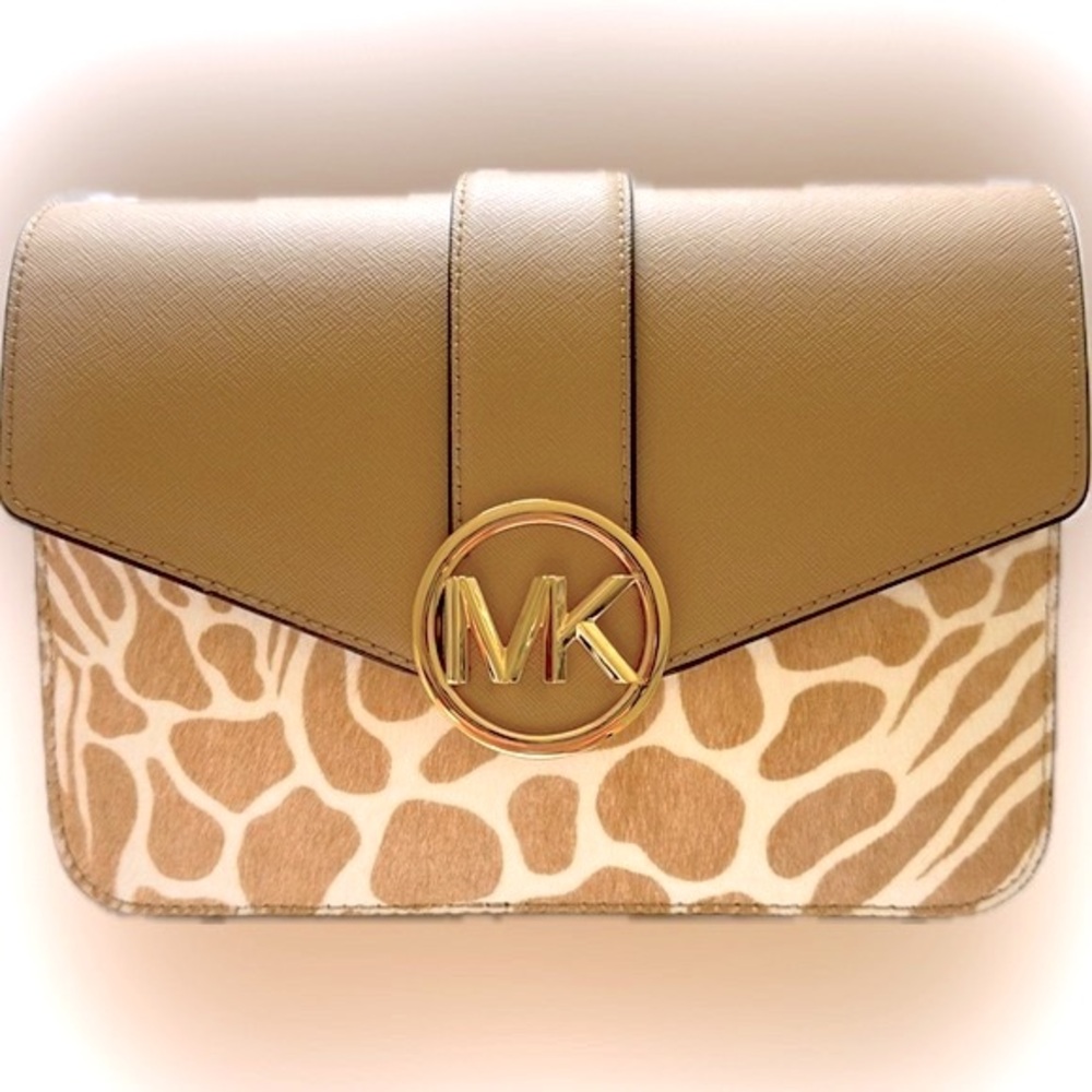 MICHAEL KORS Carmen Medium Convertible Crossbody Bag Camel with Dust Bag NWT